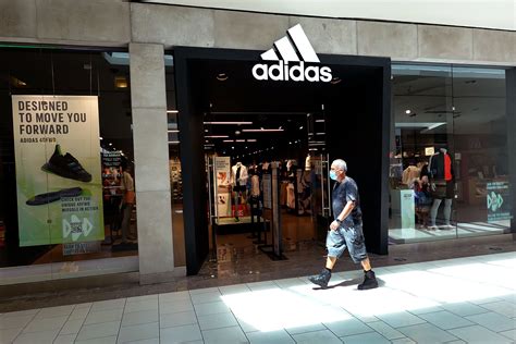 stores that carry Adidas shoes